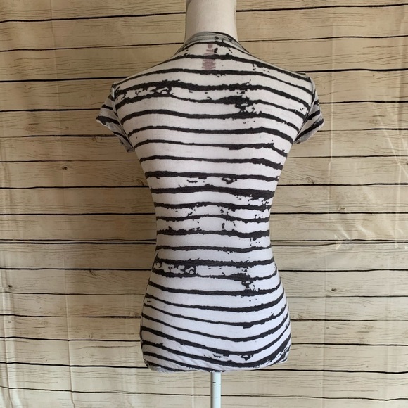 NFL Team Apparel Denver Broncos Raglan Tee Size XS - Picture 3 of 5